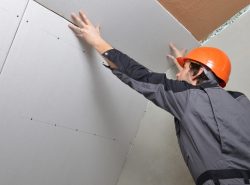 Гипсокартон является достаточно популярным материалом, который часто используется для отделки стен и потолков