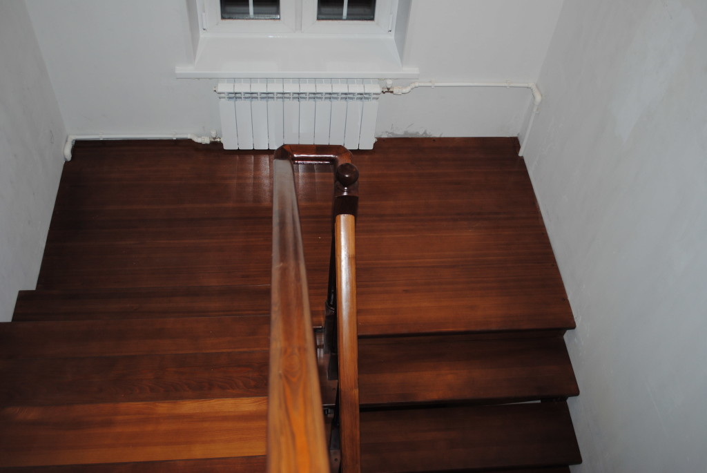 деревянные элементы лестницы