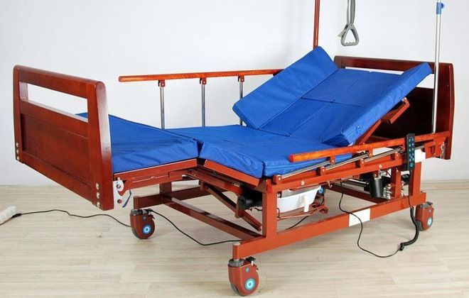 кровать для-лежачих больных с функцией-подъема